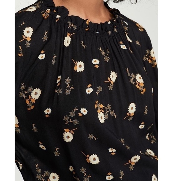 Velvet by Graham & Spencer Black Dress with Yellow Floral Pattern - Picture 5 of 11